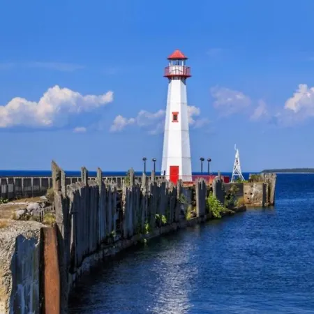 Cozy Studio Close To Ferry Saint Ignace Exterior photo
