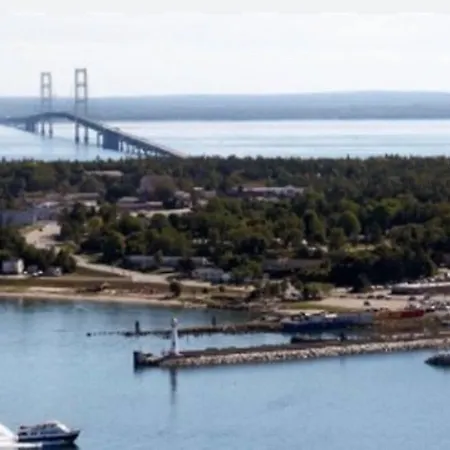 Cozy Studio Close To Ferry Saint Ignace Exterior photo